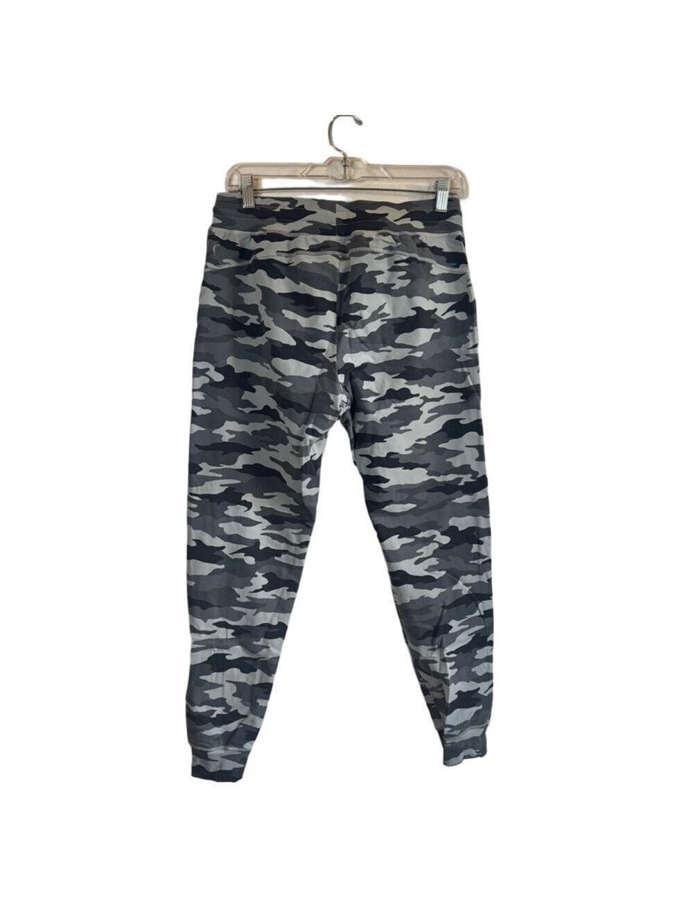 ZYIA ACTIVE ‘Unwind ‘ Joggers White Snow Camo - Picture 11 of 13